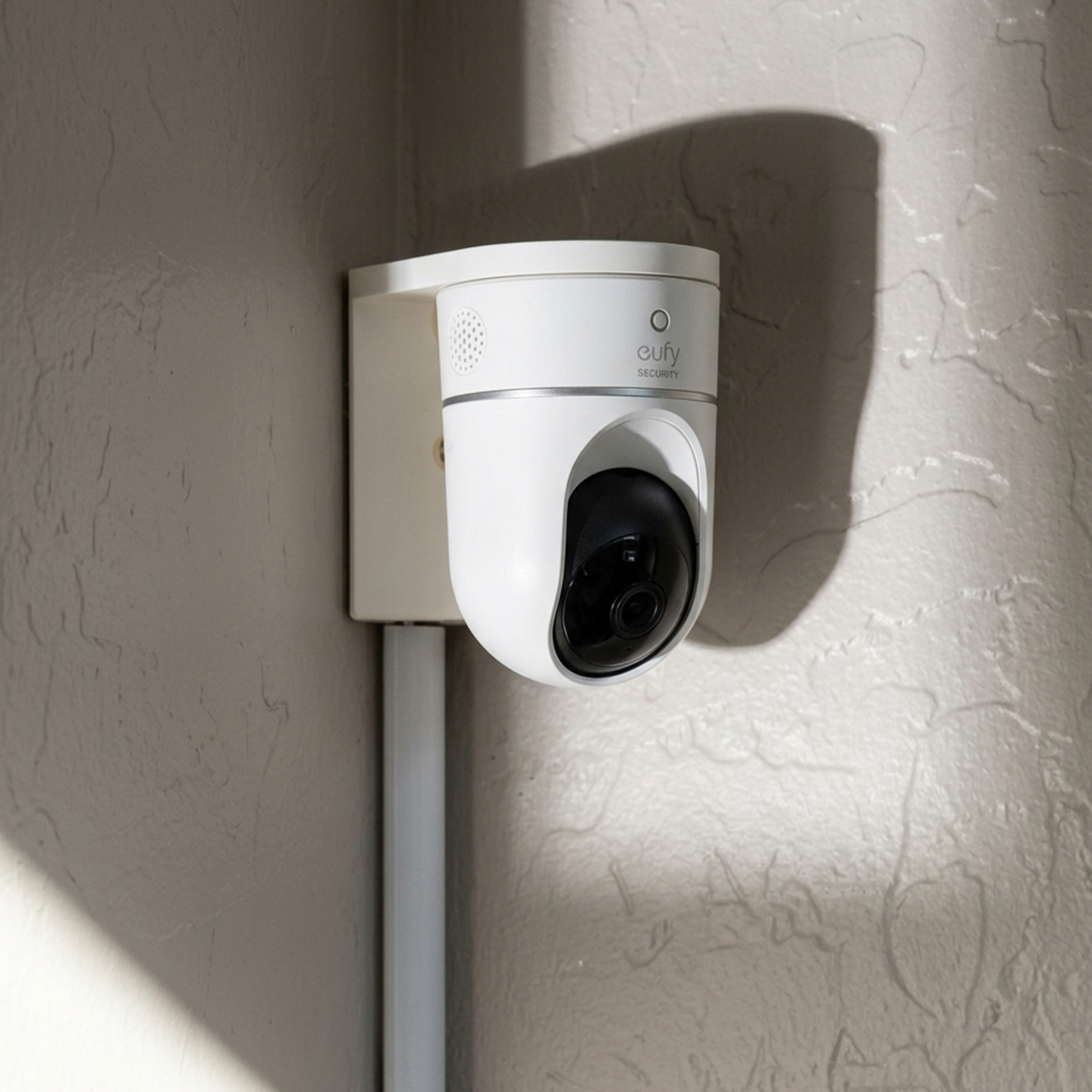 Eufy Camera E220 - حامل تثبيت على الحائط، ملحق لكاميرا